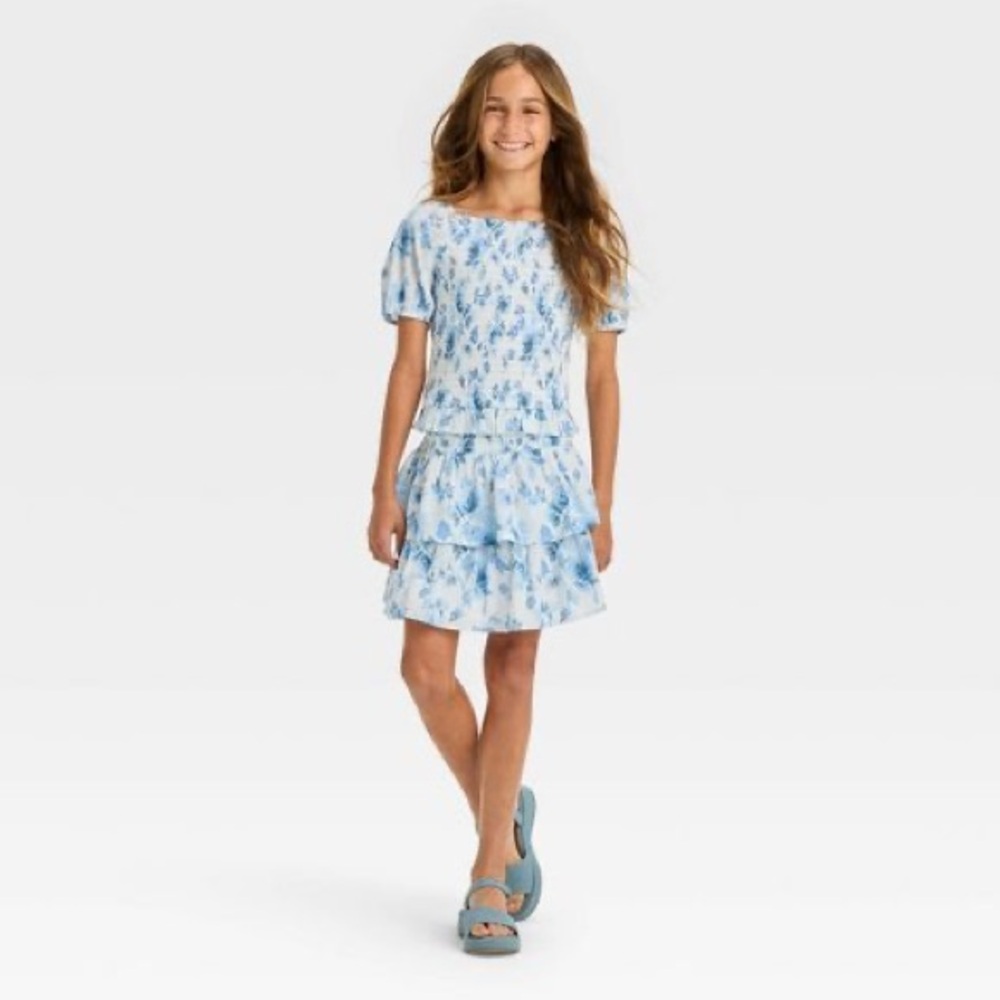 Childrens blue/white floral two piece skirt set.